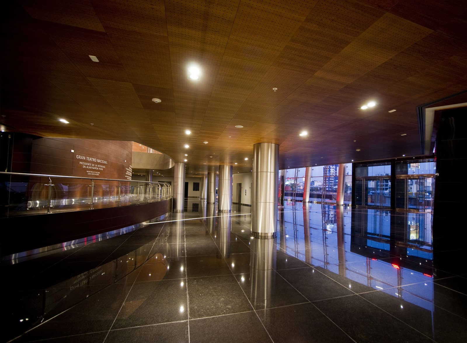 GranTeatroNacionalEntranceHall02.jpg